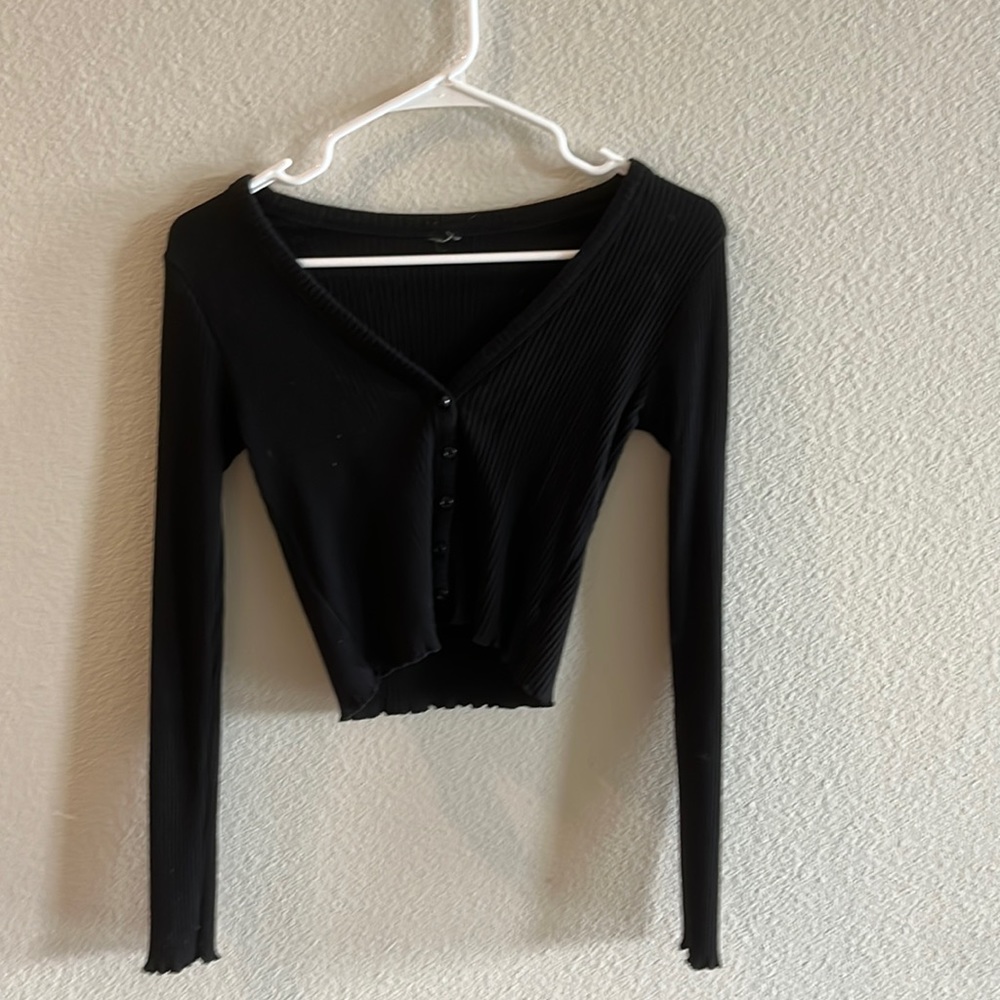 Long sleeve crop top